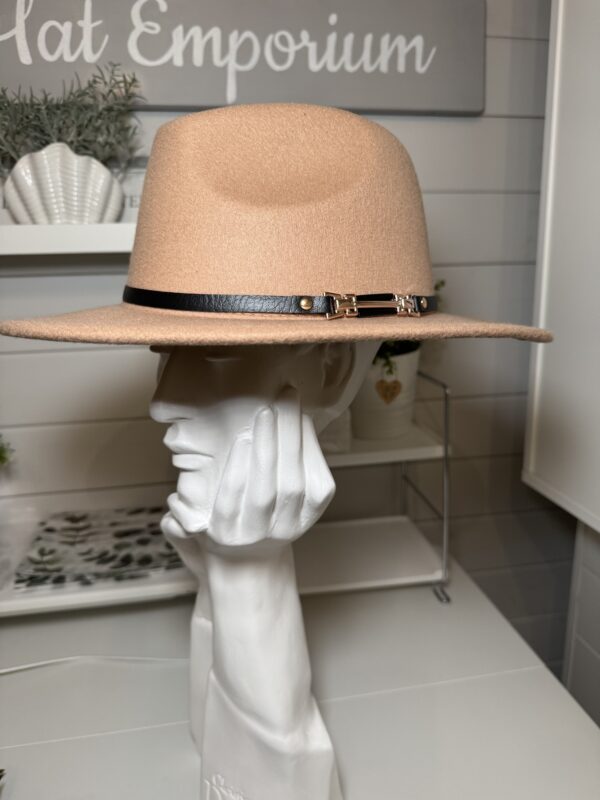 Light tan Fedora