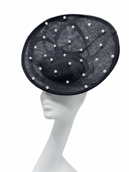 Monochrome front sitting disc headpiece with stunning polka pearl detail, finished to the back includes Edel's signature white swirl detail.