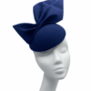 Stunning navy sidebow, the perfect headpiece as its so versatile and will go with all outfits.