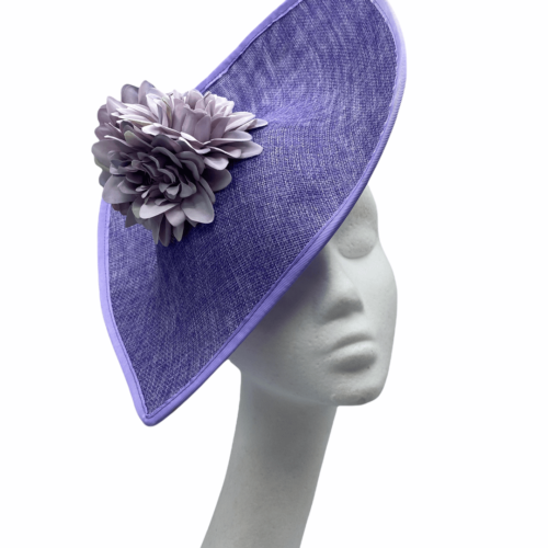 Lilac headpiece on a headband with stunning lilac flower detail.