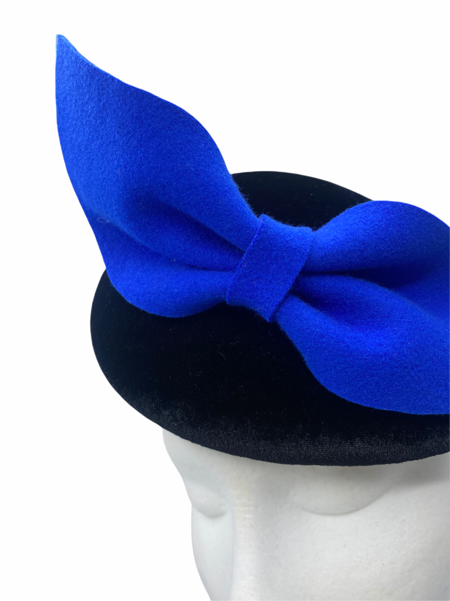 HAT HIRE | LADIES DAY HAT | BLACK AND BLUE HEADPIECE